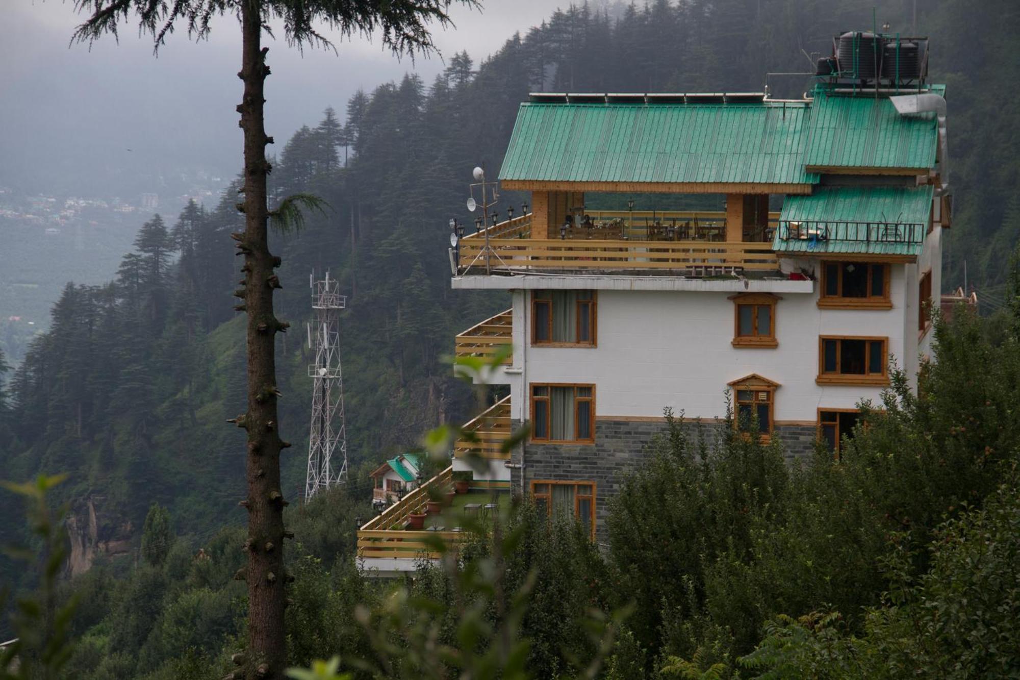 Vivaan The Sunrise Resort Manāli Exteriör bild