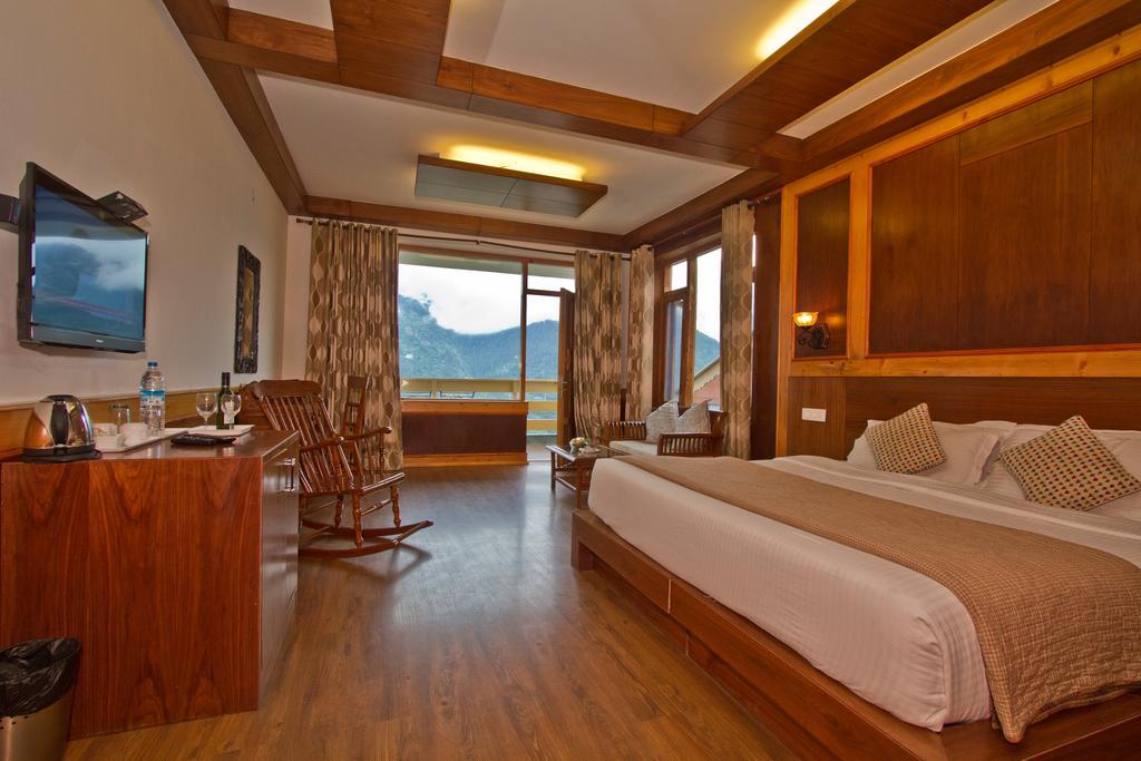 Vivaan The Sunrise Resort Manāli Exteriör bild
