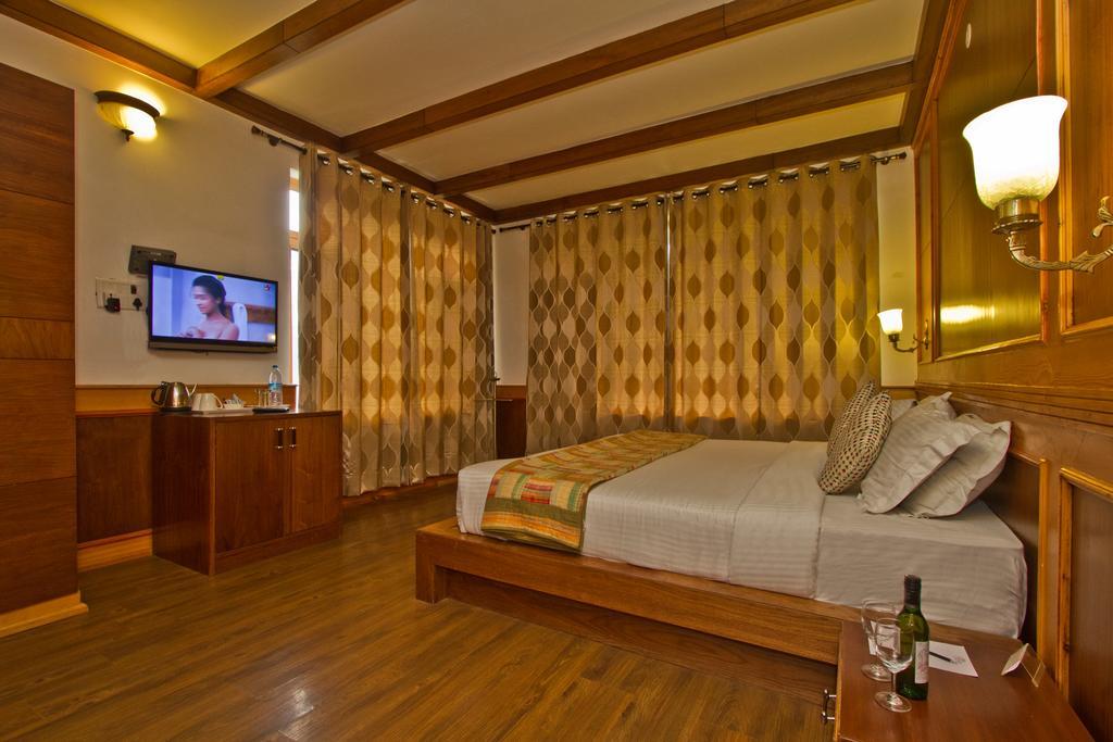 Vivaan The Sunrise Resort Manāli Exteriör bild