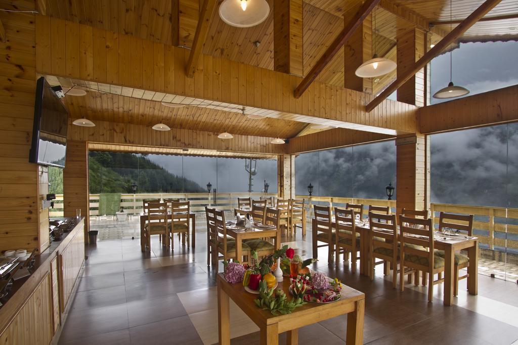 Vivaan The Sunrise Resort Manāli Exteriör bild